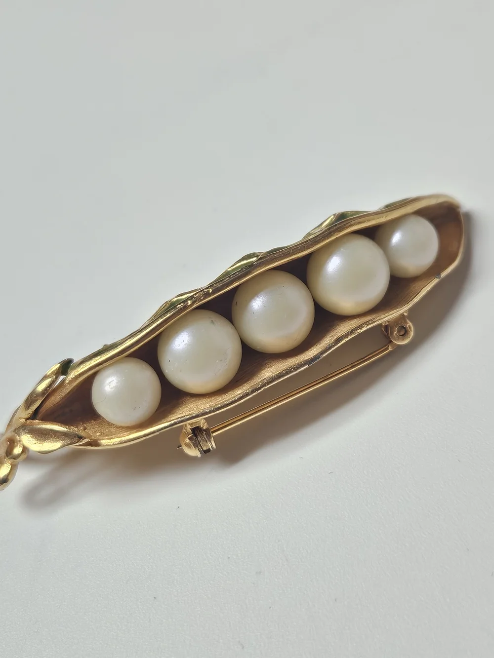 Gold-Tone Green Enamel Pea Pod Brooch with Pearl Accents